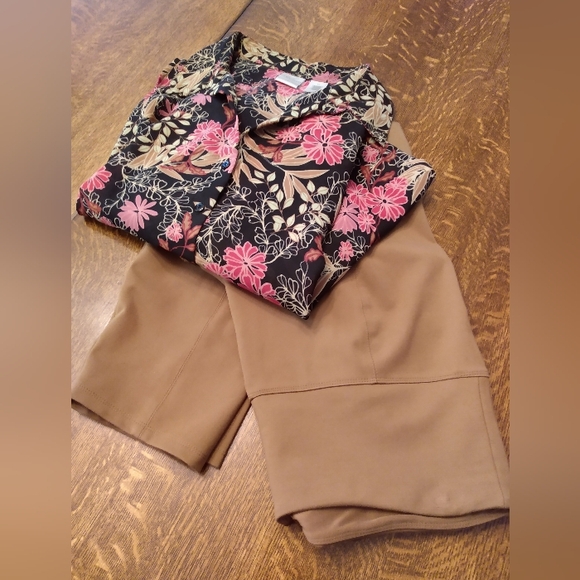 Harve Benard Tan Stretch Pants and Emma James Black, Pink and Tan Floral Blouse - Picture 1 of 8